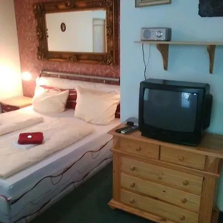 מלון Bergschlosschen 2*