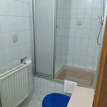 מלון Bergschlosschen 2*