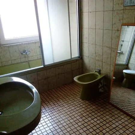 מלון Bergschlosschen 2*